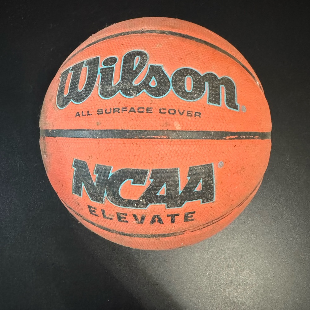 Wilson NCAA Elevate Orange Basketball